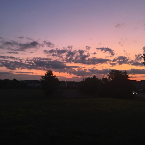 Meet your Posher, Steph - Picture 1 of 1